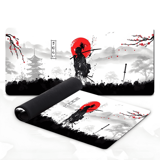 tapis de souris gaming avec illustration de samouraï en noir et blanc, soleil rouge, cerisiers en fleurs et pagode en arrière-plan