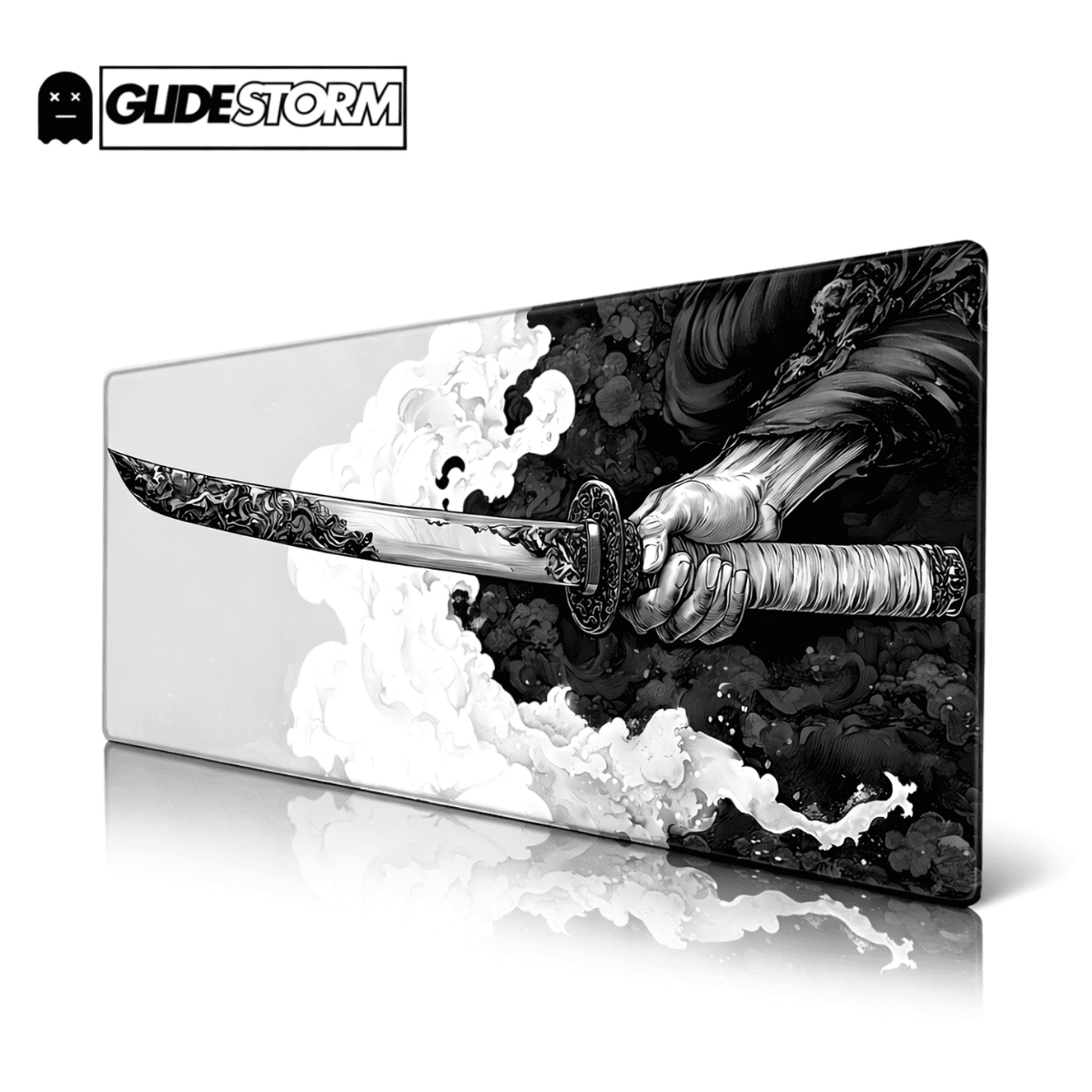 Tapis de souris pro ZeroFrost avec illustration monochrome d’un katana tenu à la main, design puissant et contrasté.