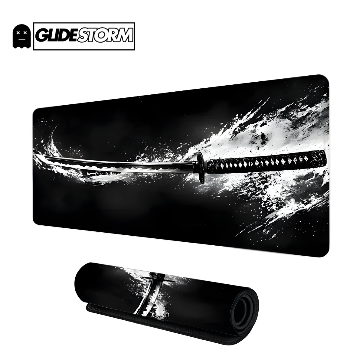 Tapis de souris XXL Noir Gaming décor katana argenté sur fond noir et éclaboussures blanches, ajoutant du style à l’espace gamer