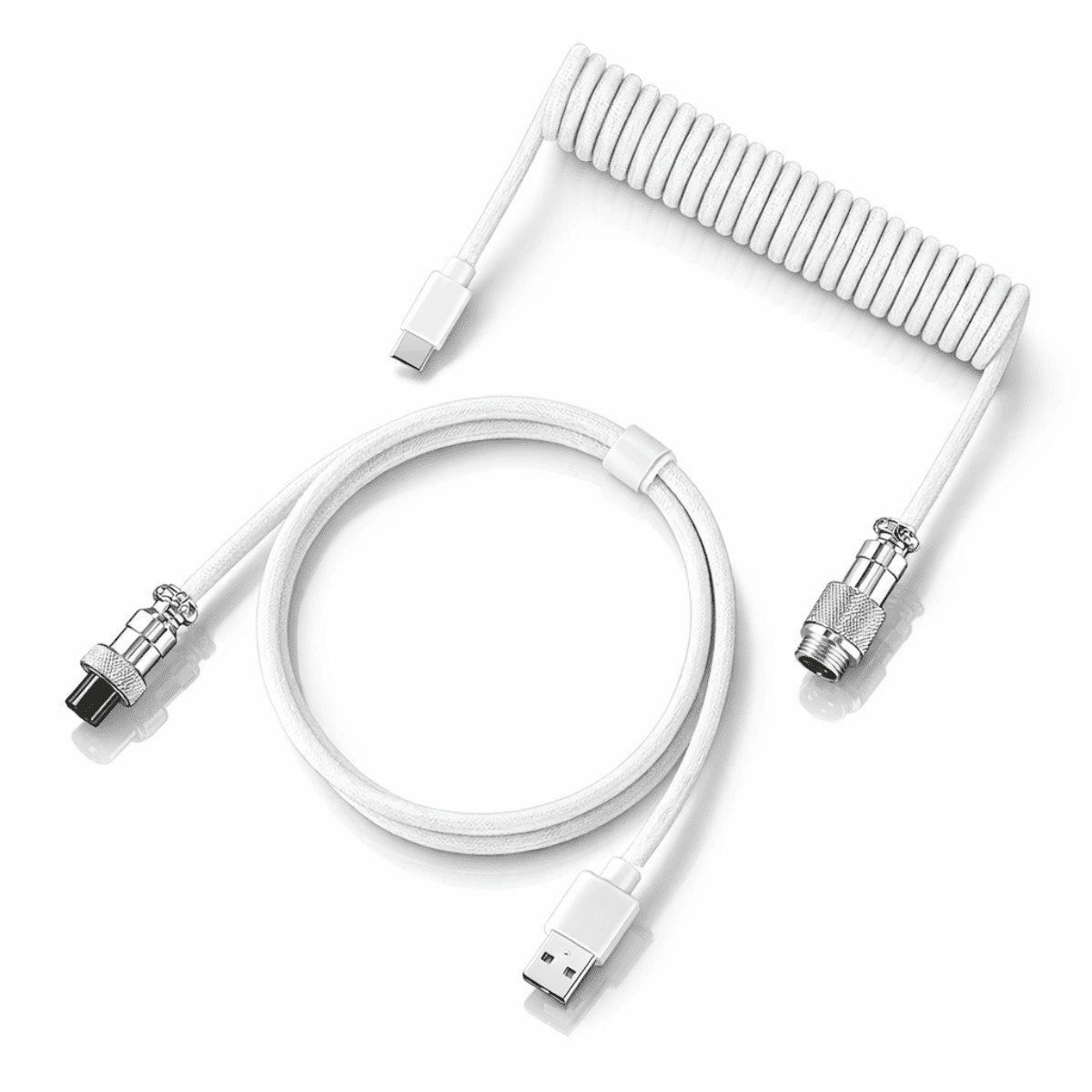 Câble gaming GlideStorm enroulé blanc avec câble tressé et connecteurs solides pour setup gaming.